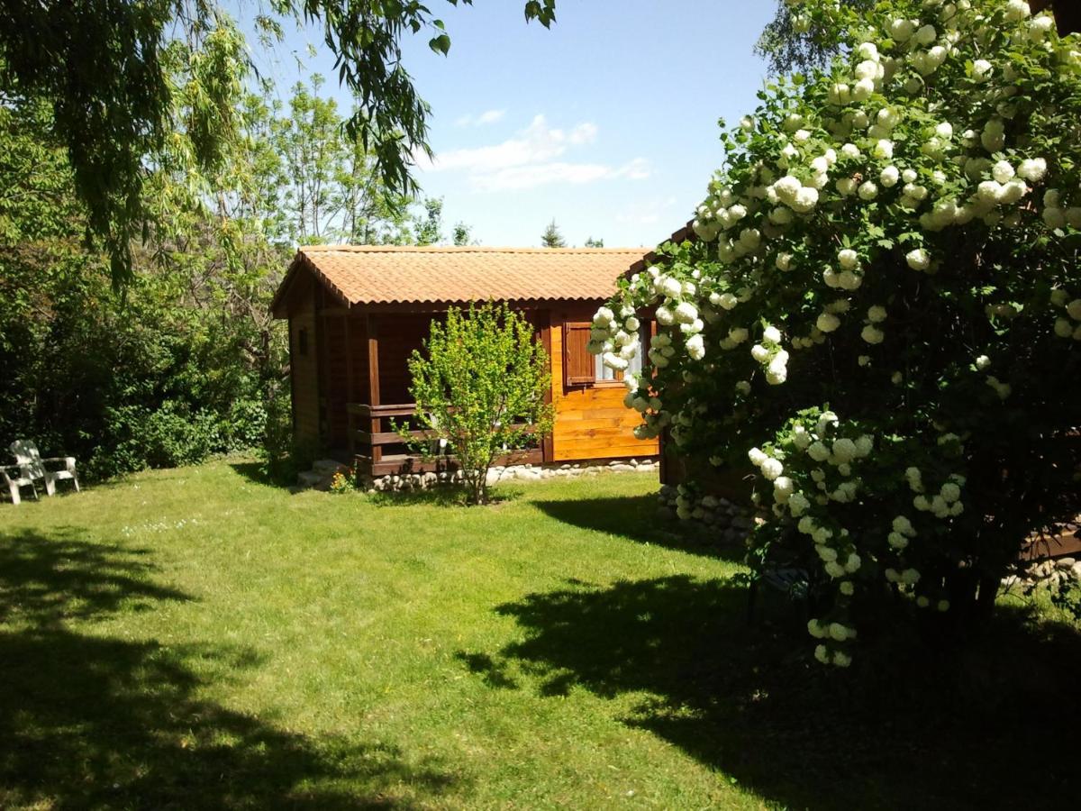 Les Chalets Quazemi A Casteil Екстериор снимка